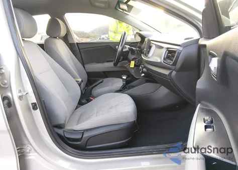 2018 Kia Rio S z USA, uszkodzony, nr VIN 3KPA24AB9JE077044